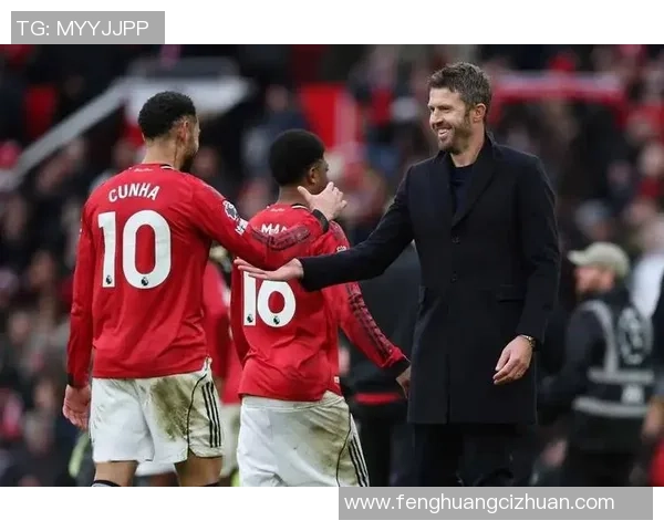 曼联友谊赛狂胜那不勒斯六球大胜引发全场热议